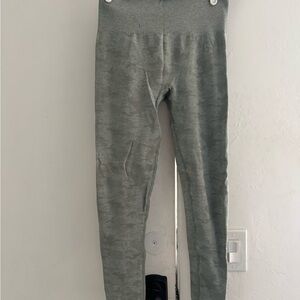 Gymshark Women's Leggings - Green Camo